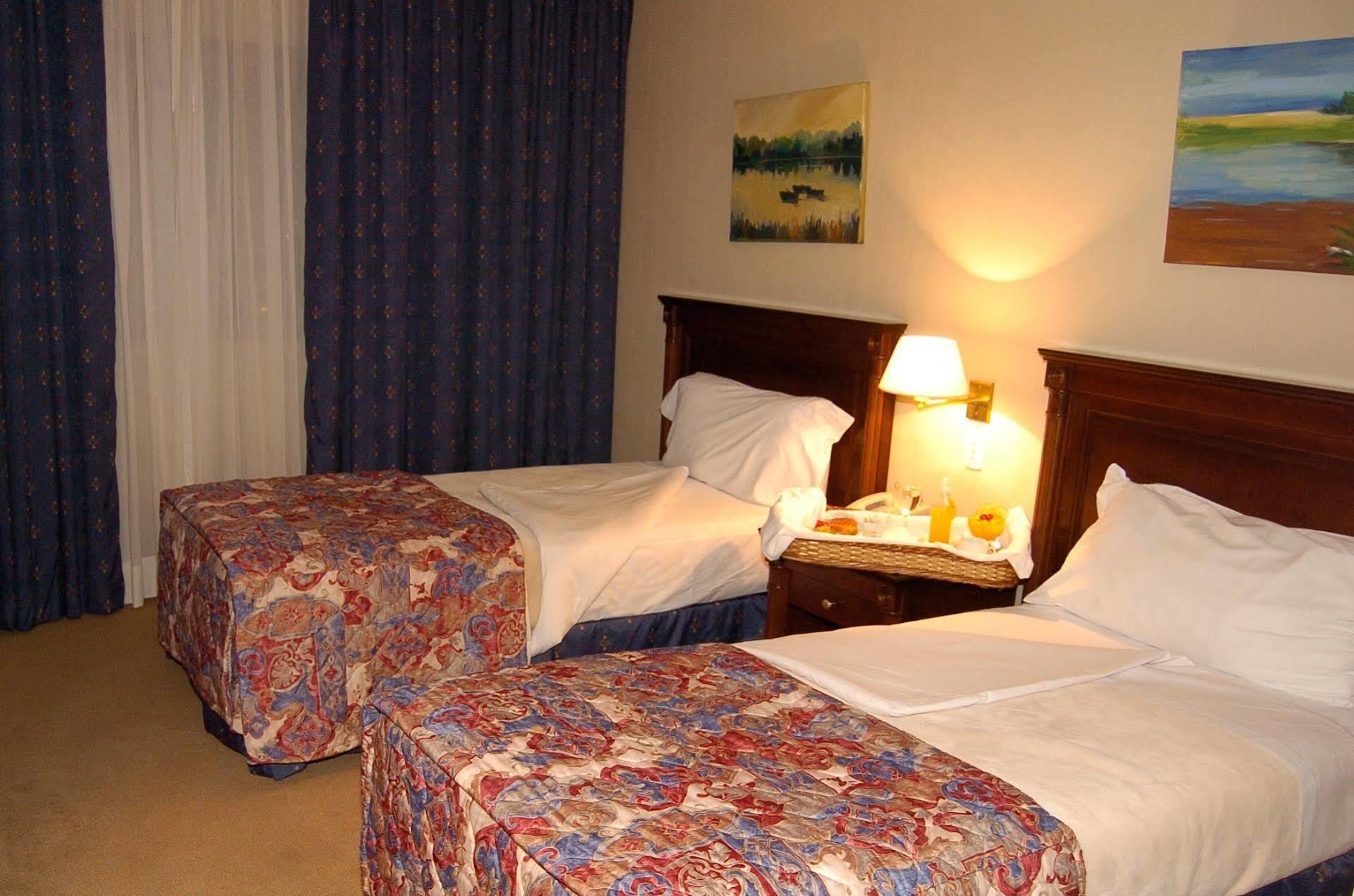 לה ריוחה Naindo Park Hotel מראה חיצוני תמונה