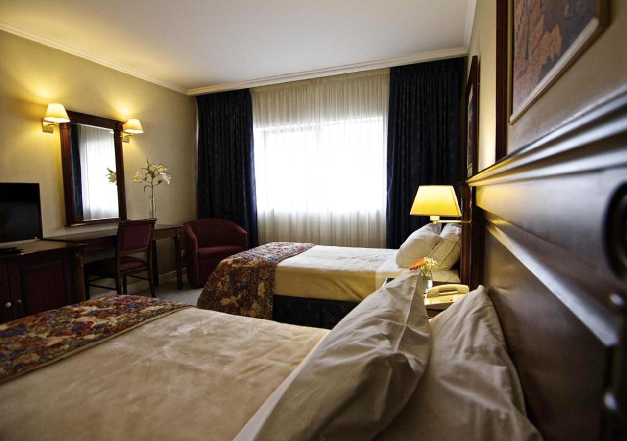לה ריוחה Naindo Park Hotel מראה חיצוני תמונה